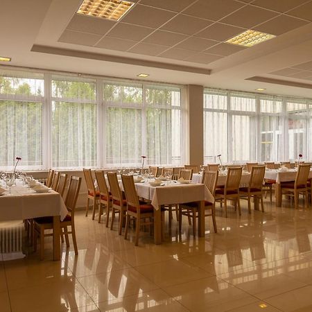 Hotel Preveza Spisska Nova Ves Ngoại thất bức ảnh