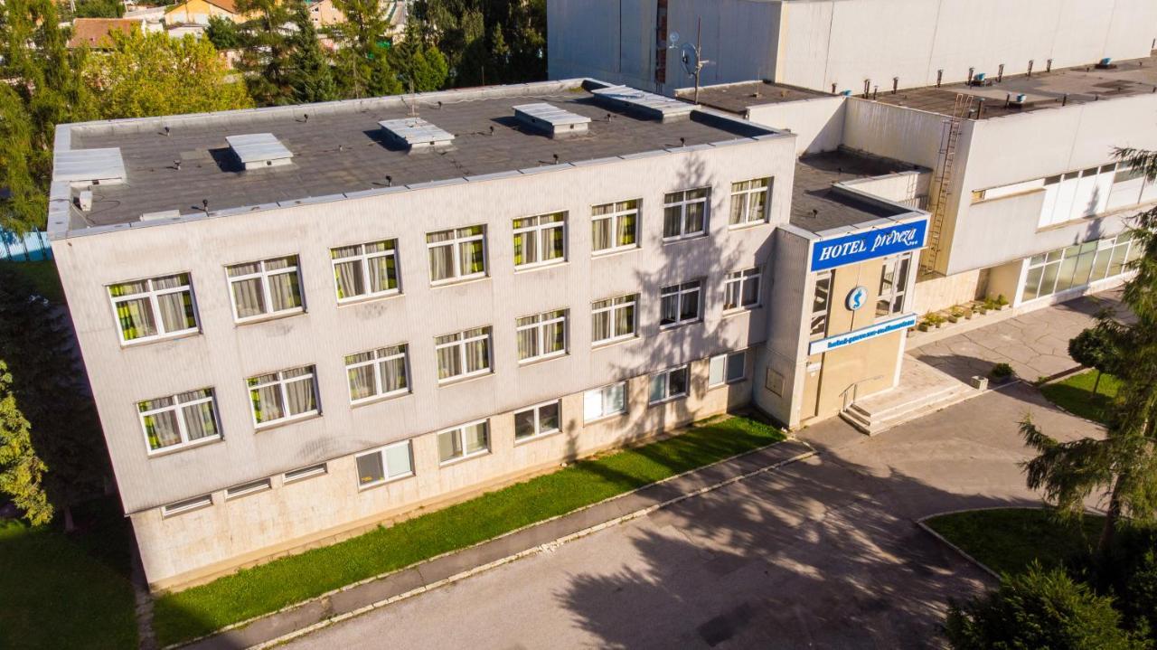 Hotel Preveza Spisska Nova Ves Ngoại thất bức ảnh